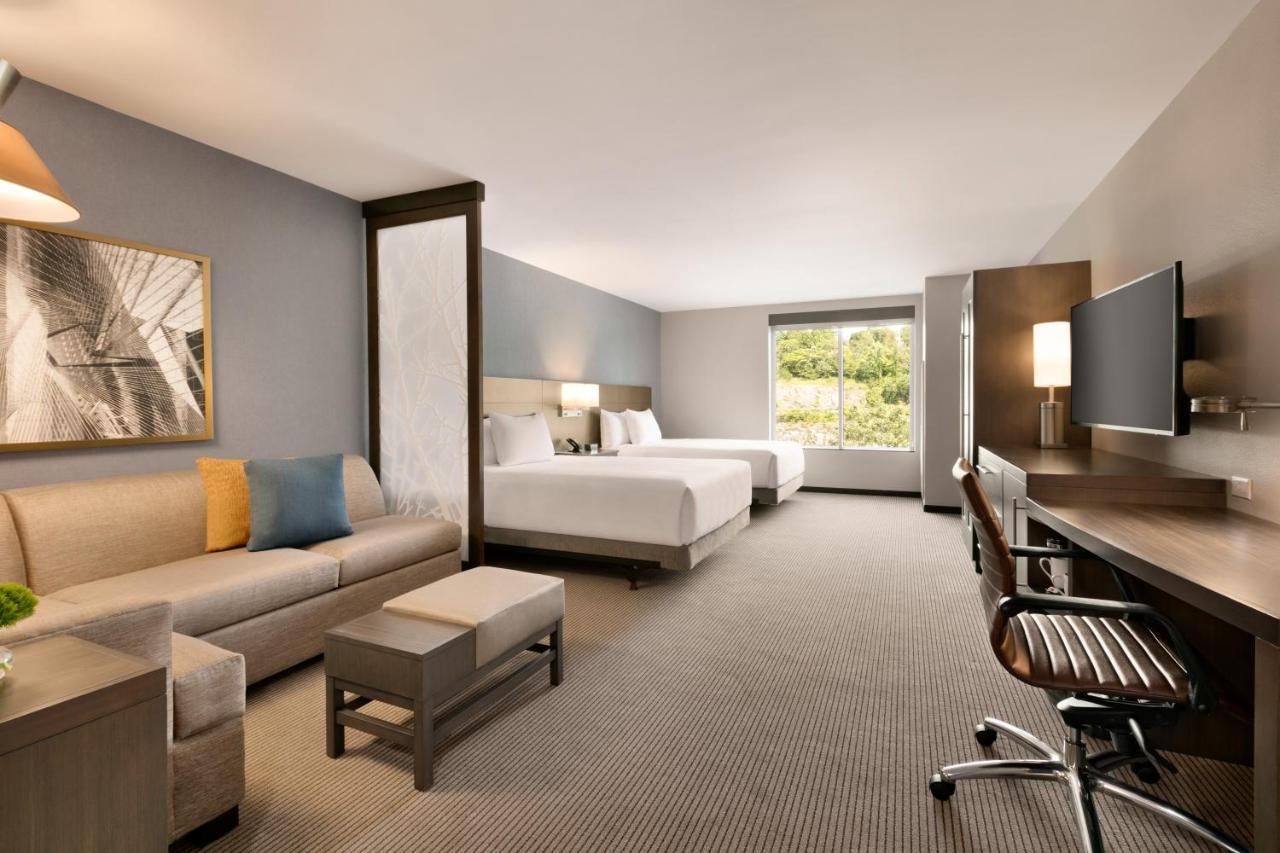 Queen Room Two Queen Beds Sofa Bed