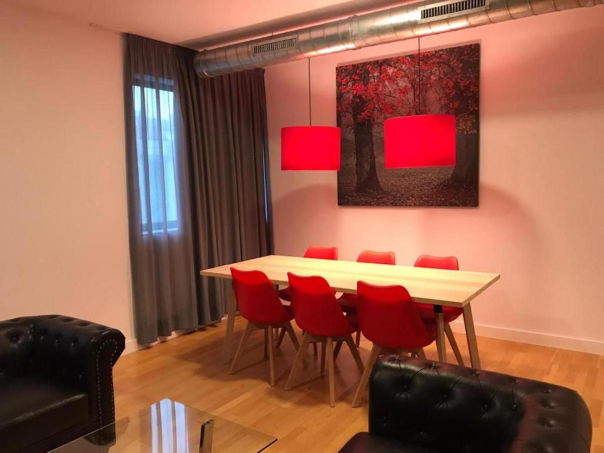 Suite dúplex 1 dormitorio en régimen de alojamiento y desayuno con acceso al spa y garaje