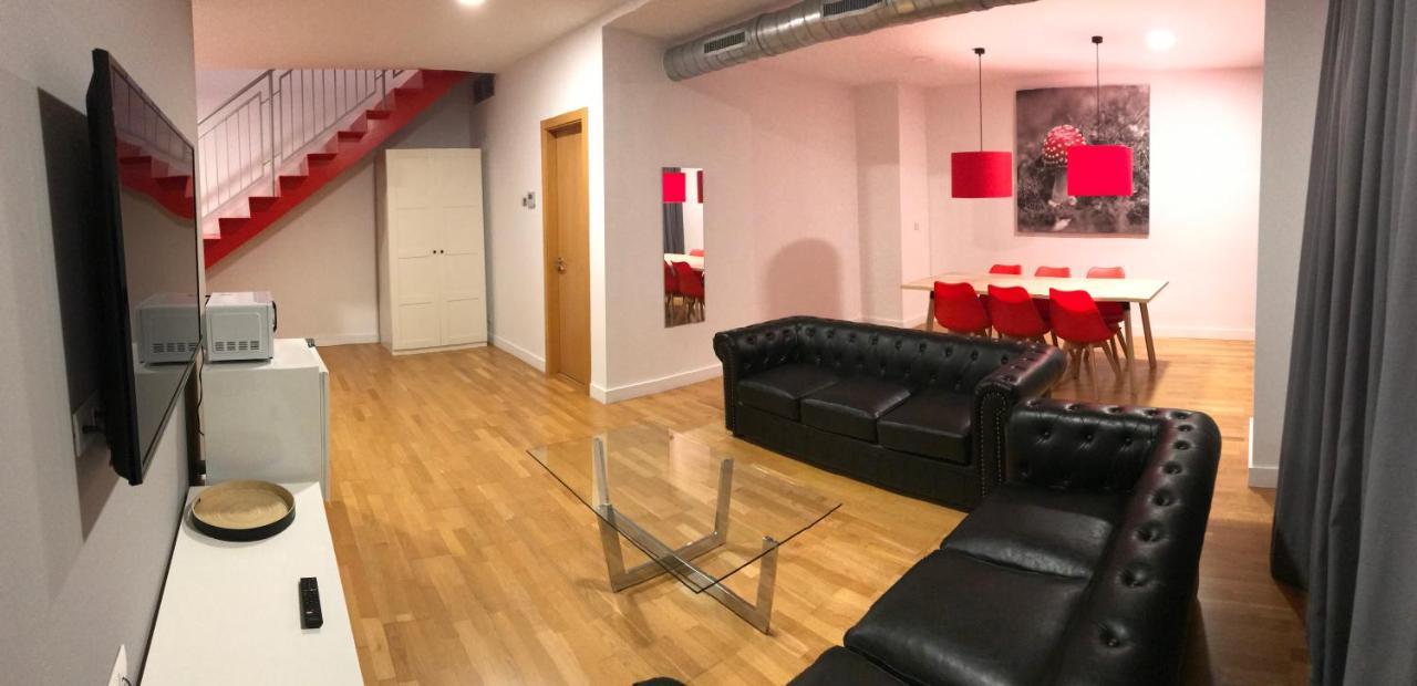 Suite dúplex 1 dormitorio en régimen de alojamiento y desayuno con acceso al spa y garaje