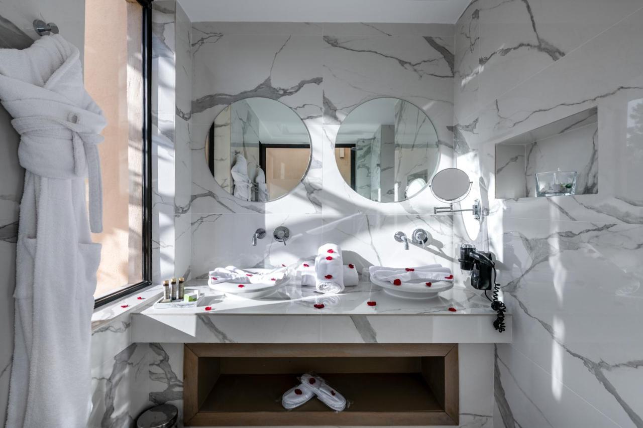 Suite Junior avec Piscine Privée et Jardin