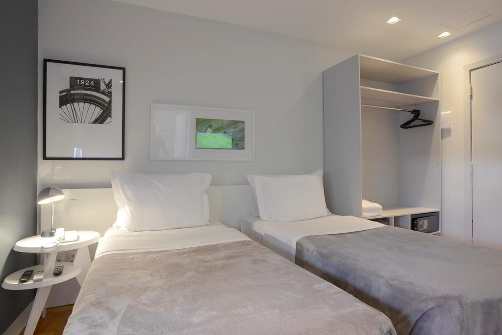 Quarto Superior com 2 Camas de Solteiro