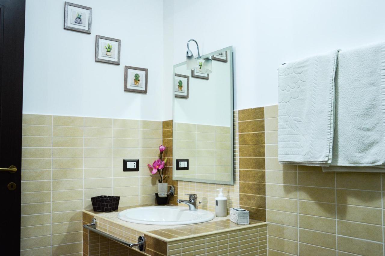 Family Room Private Bathroom