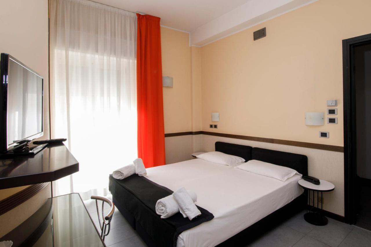 Large Double Room,1197487579:JPEG