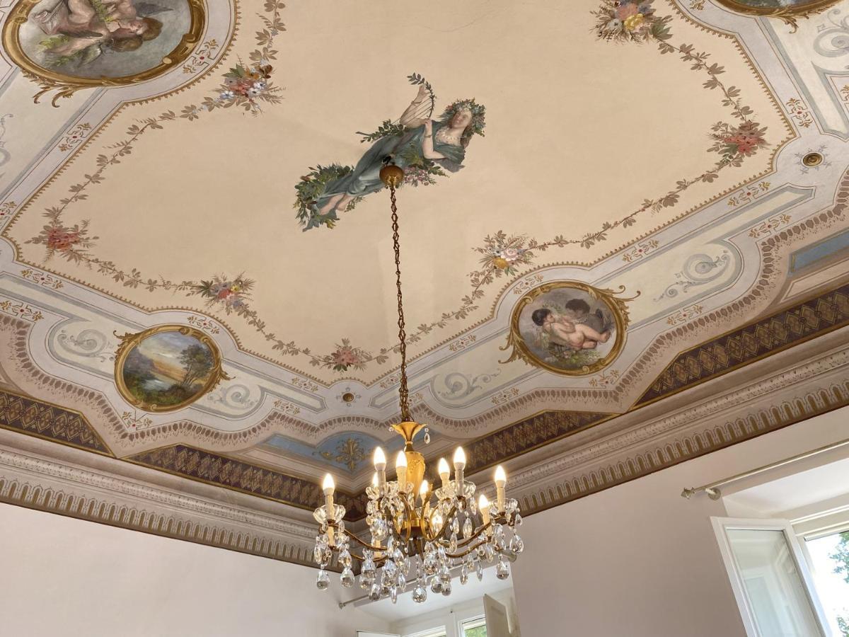 Standard King Room with Private Bathroom
