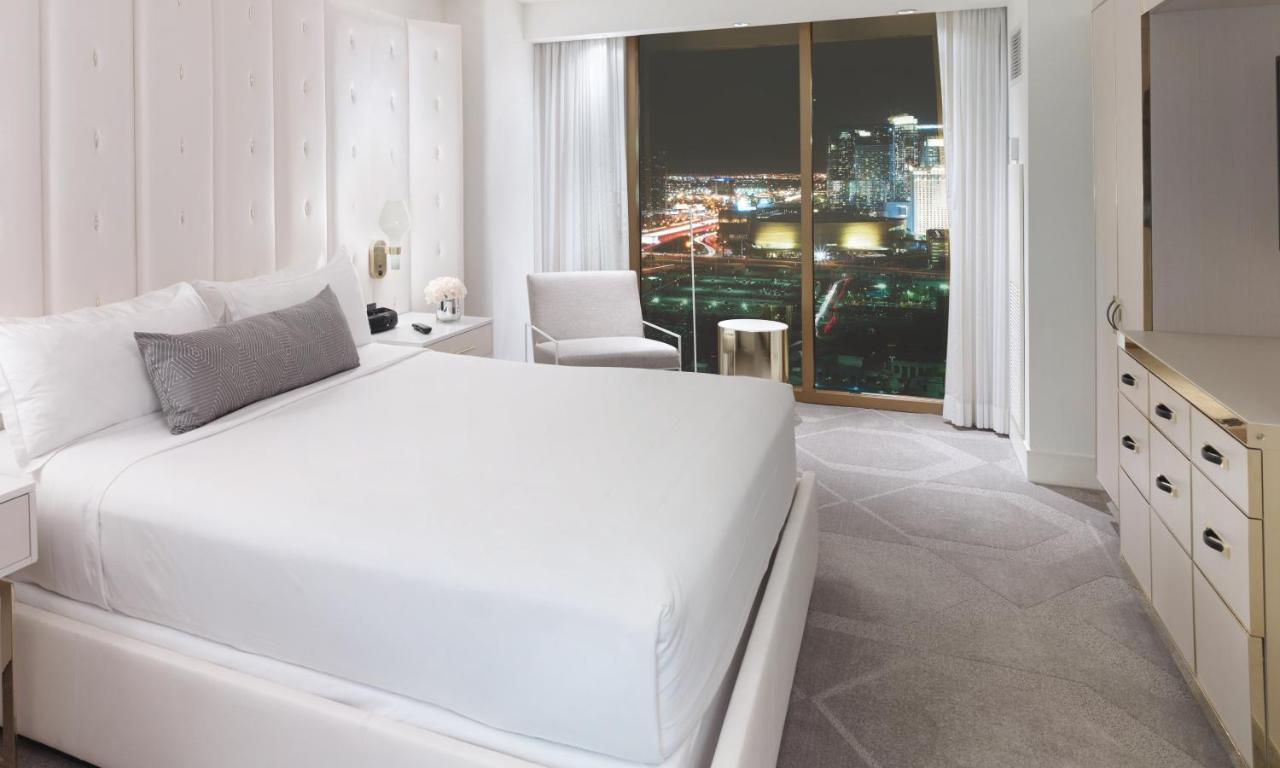 W Escape Strip View King Suite,1133403414:JPEG
