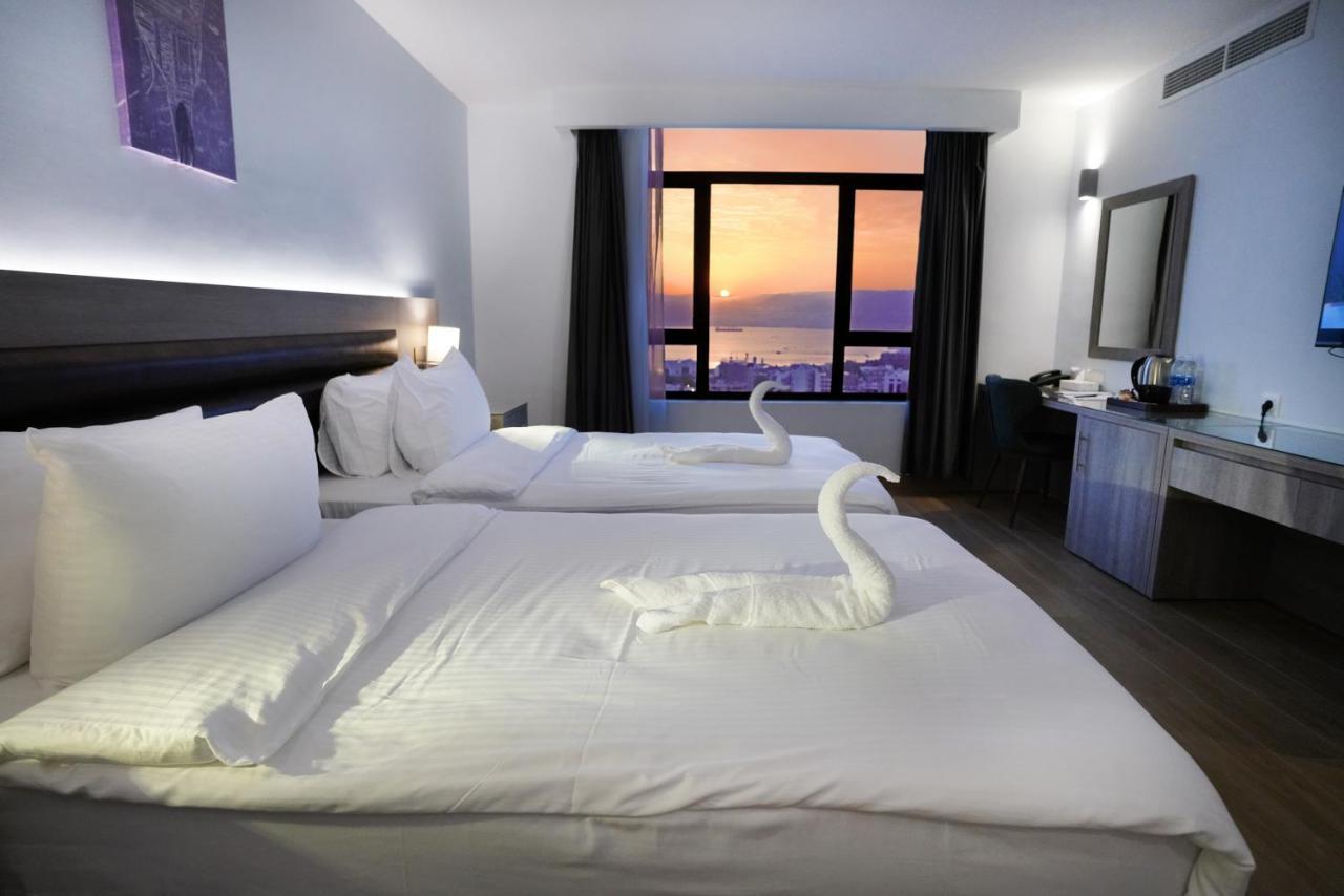 Camera Deluxe Doppia con Letti Singoli con Vista Mare
