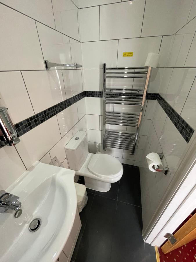 Budget Compact Double Without Window,1169904556:JPEG