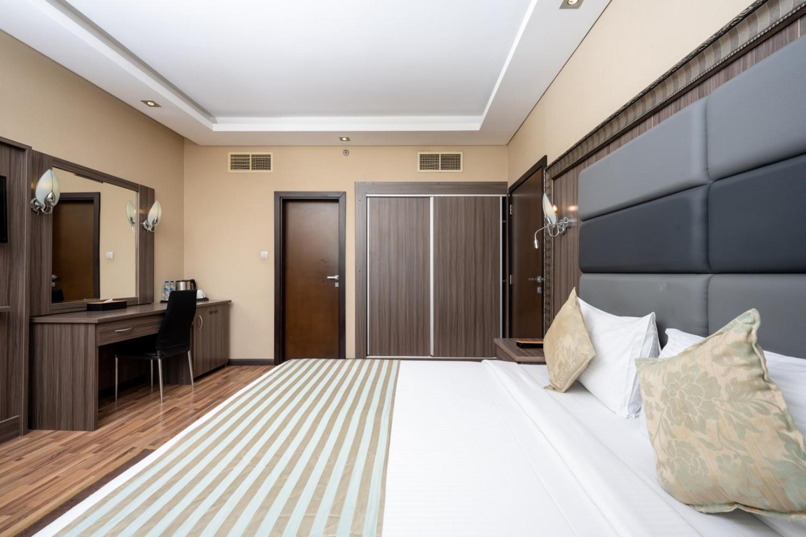 Deluxe King Room,1201966513:JPEG