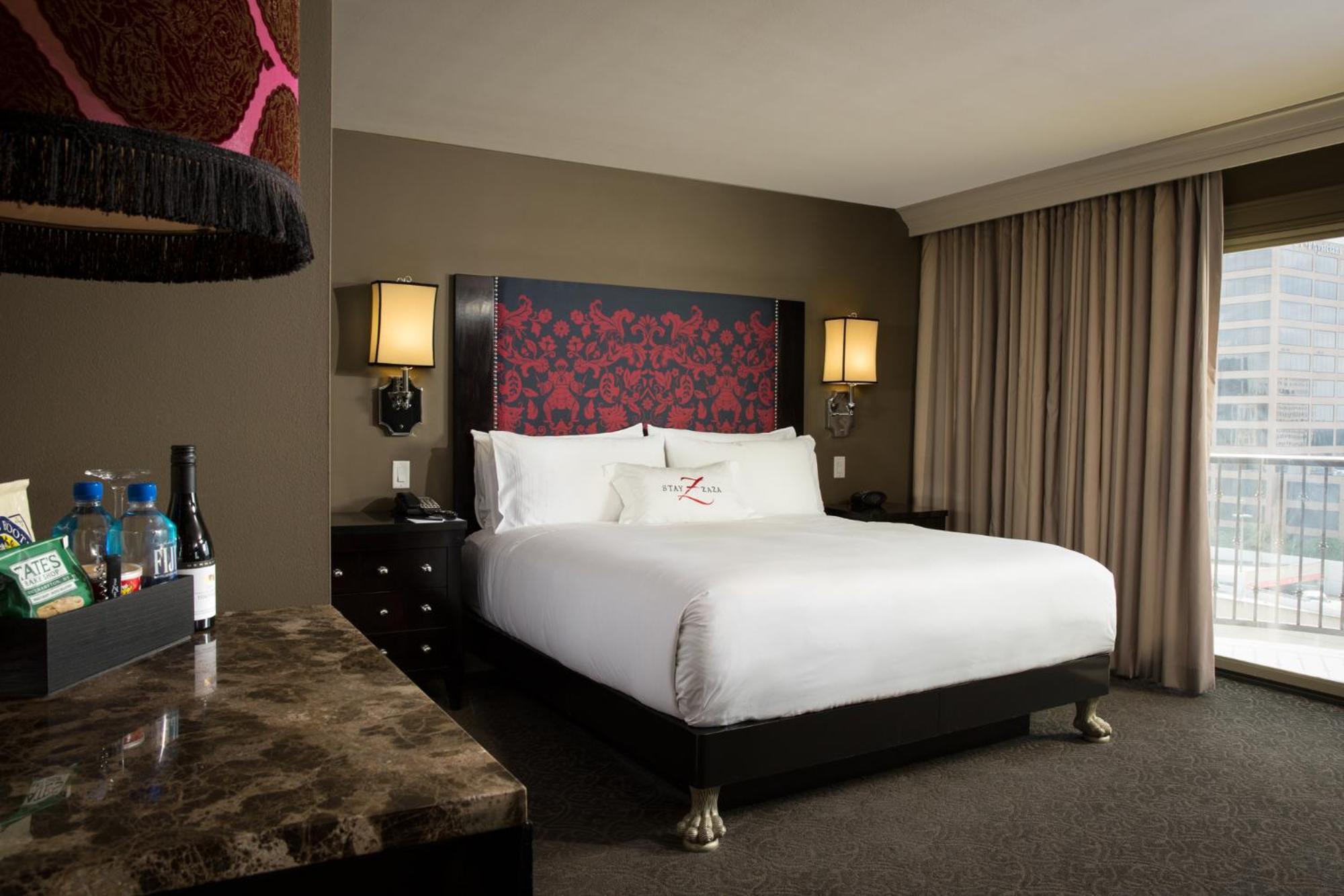 Standard Room, 1 King Bed, Balcony,1527595873:JPEG