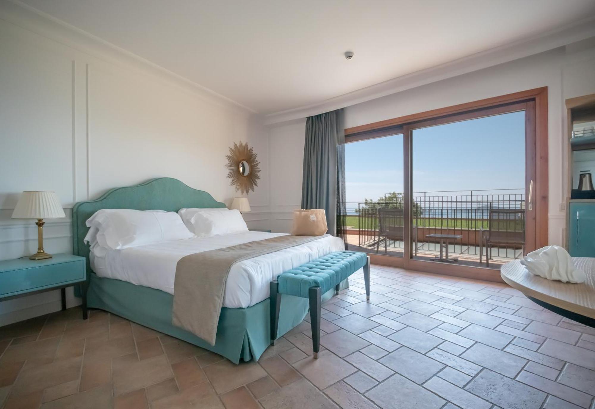 Deluxe Double or Twin Room Sea View,1235158295:JPEG