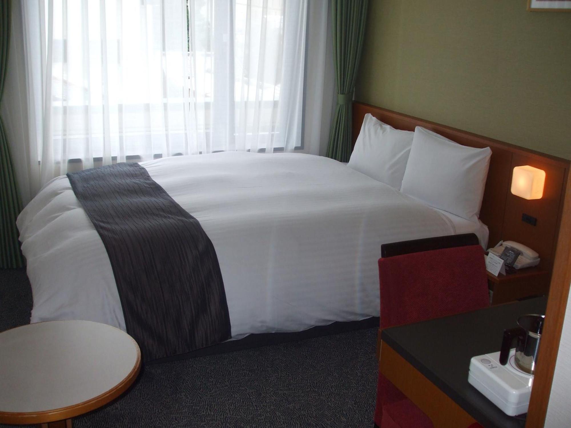 Small Double Room - Non-Smoking