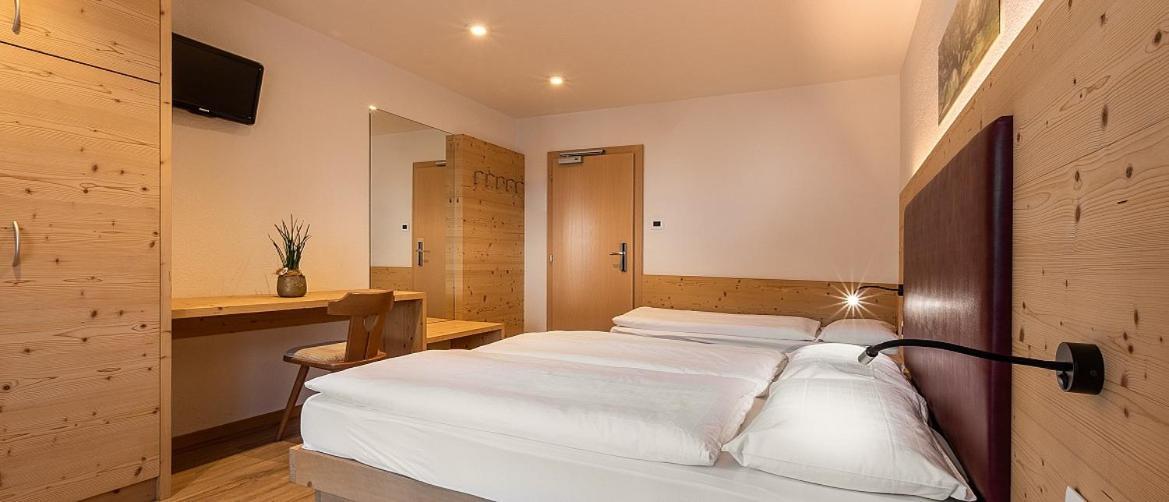 Dreibettzimmer