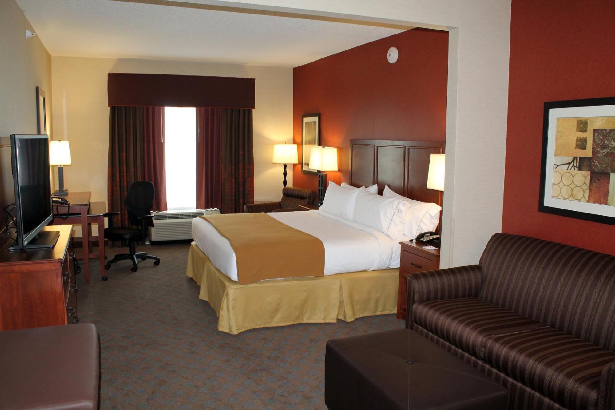King Suite with Sofa Bed