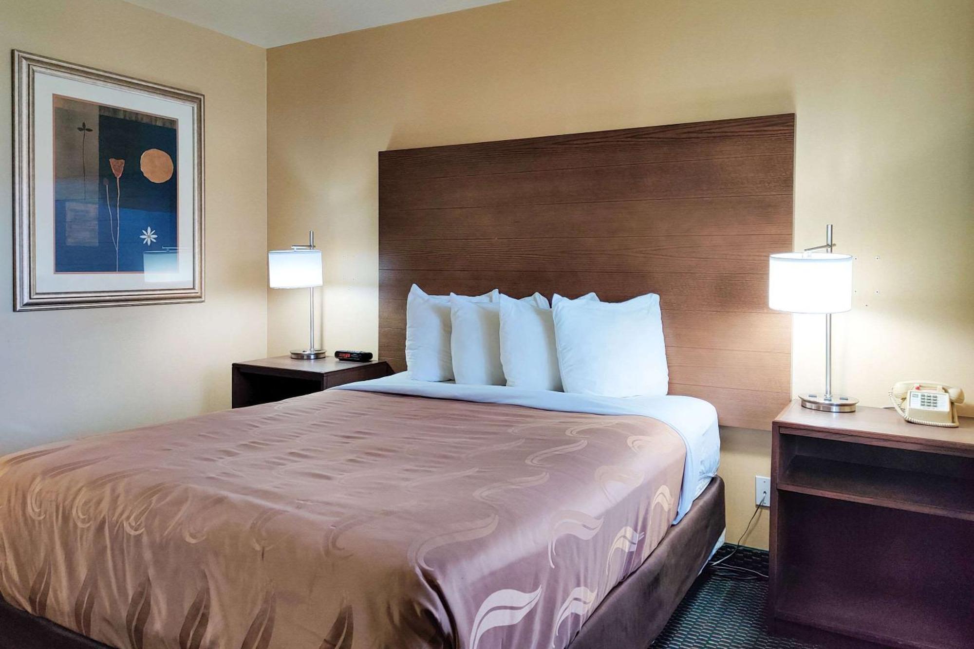 Chambre Lit Queen-Size Standard - Non-Fumeurs