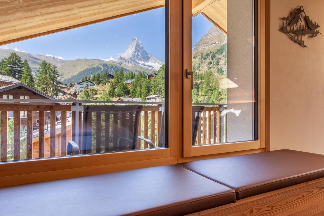 Suite Familiare Attica con Vista Cervino