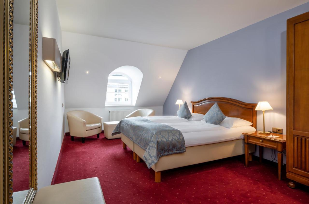 Classic Double Room,1309099240:JPEG