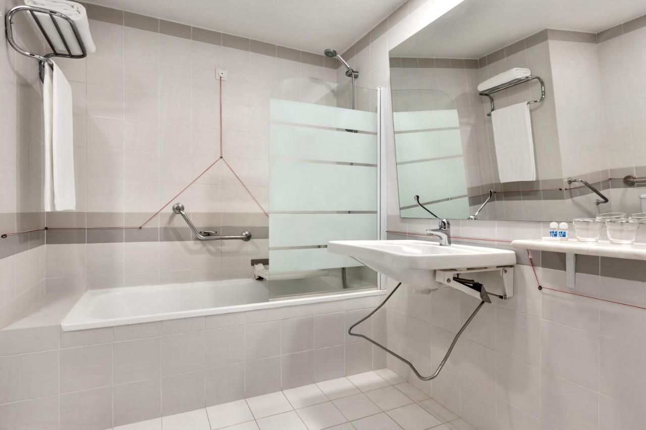 Twin Room - Disability Access,1333530650:JPEG