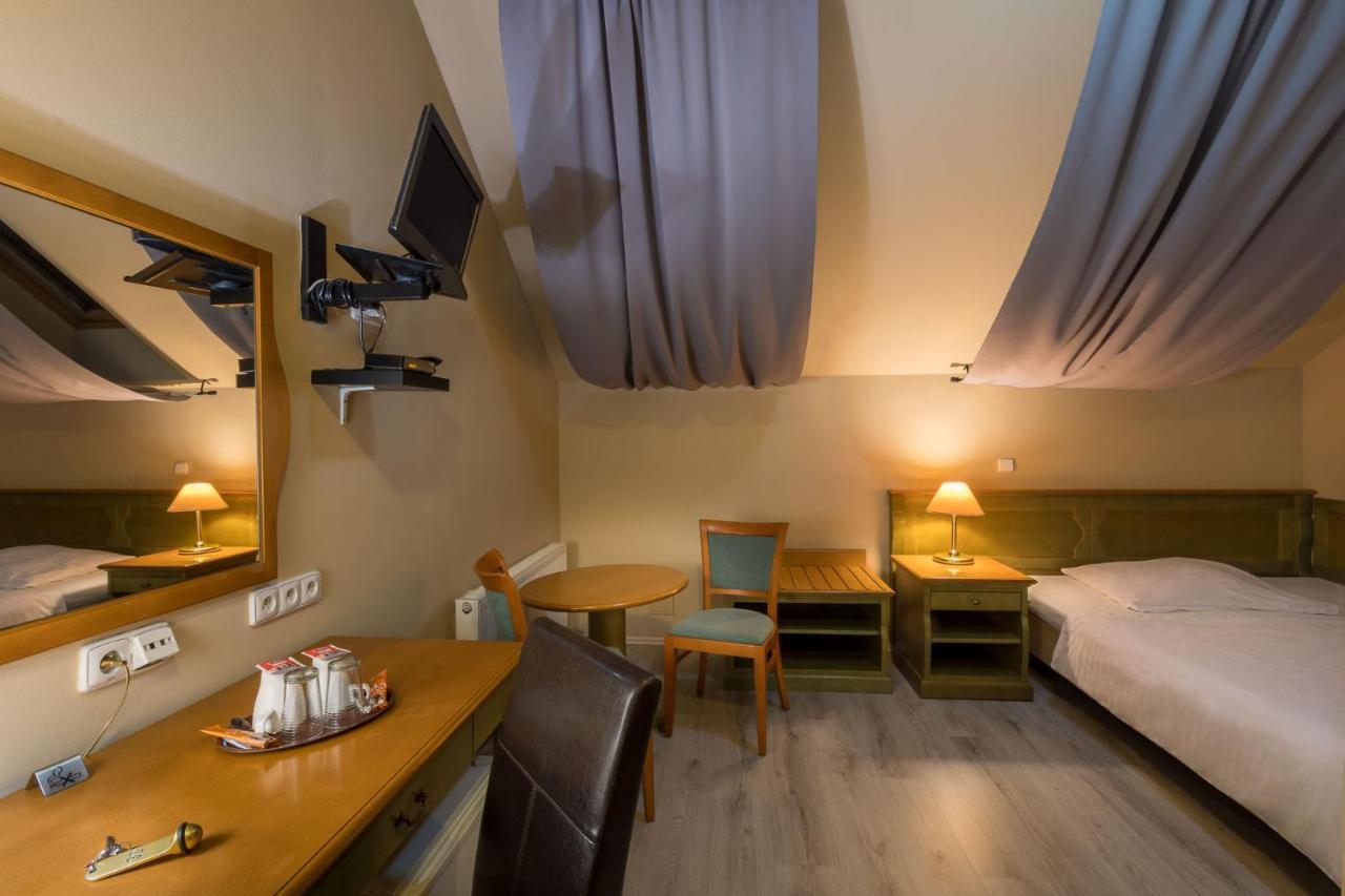 Economy Double or Twin Room