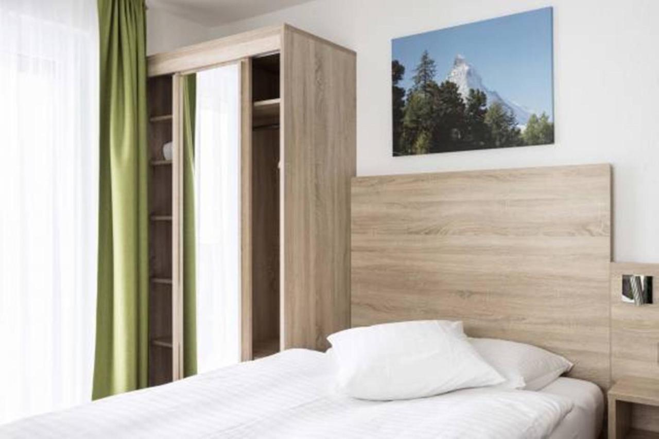 Single Room Grandlit Mountain View,1345427348:JPEG