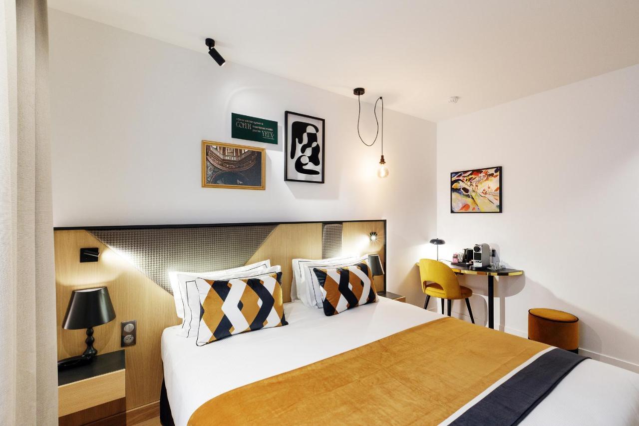 Deluxe Double Room Pool Access