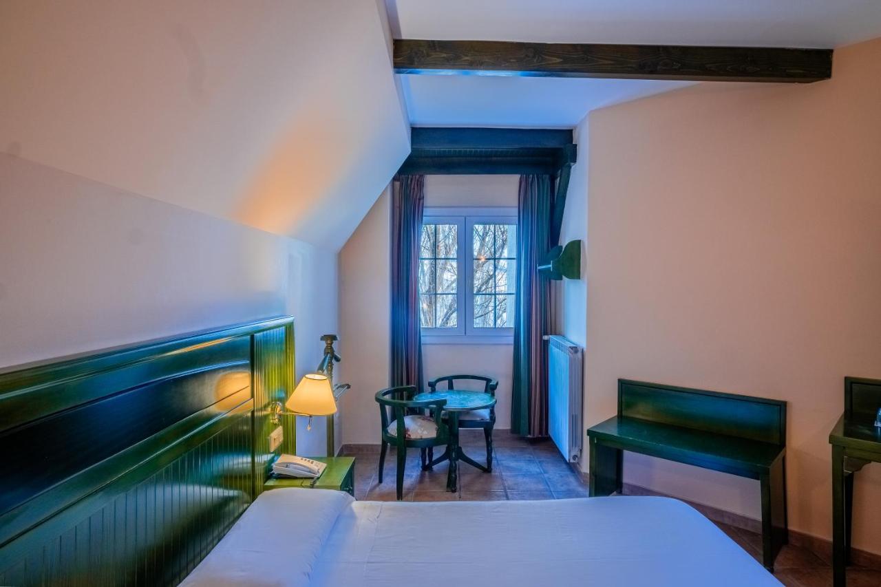 Chambre Triple Standard (3 Adultes)