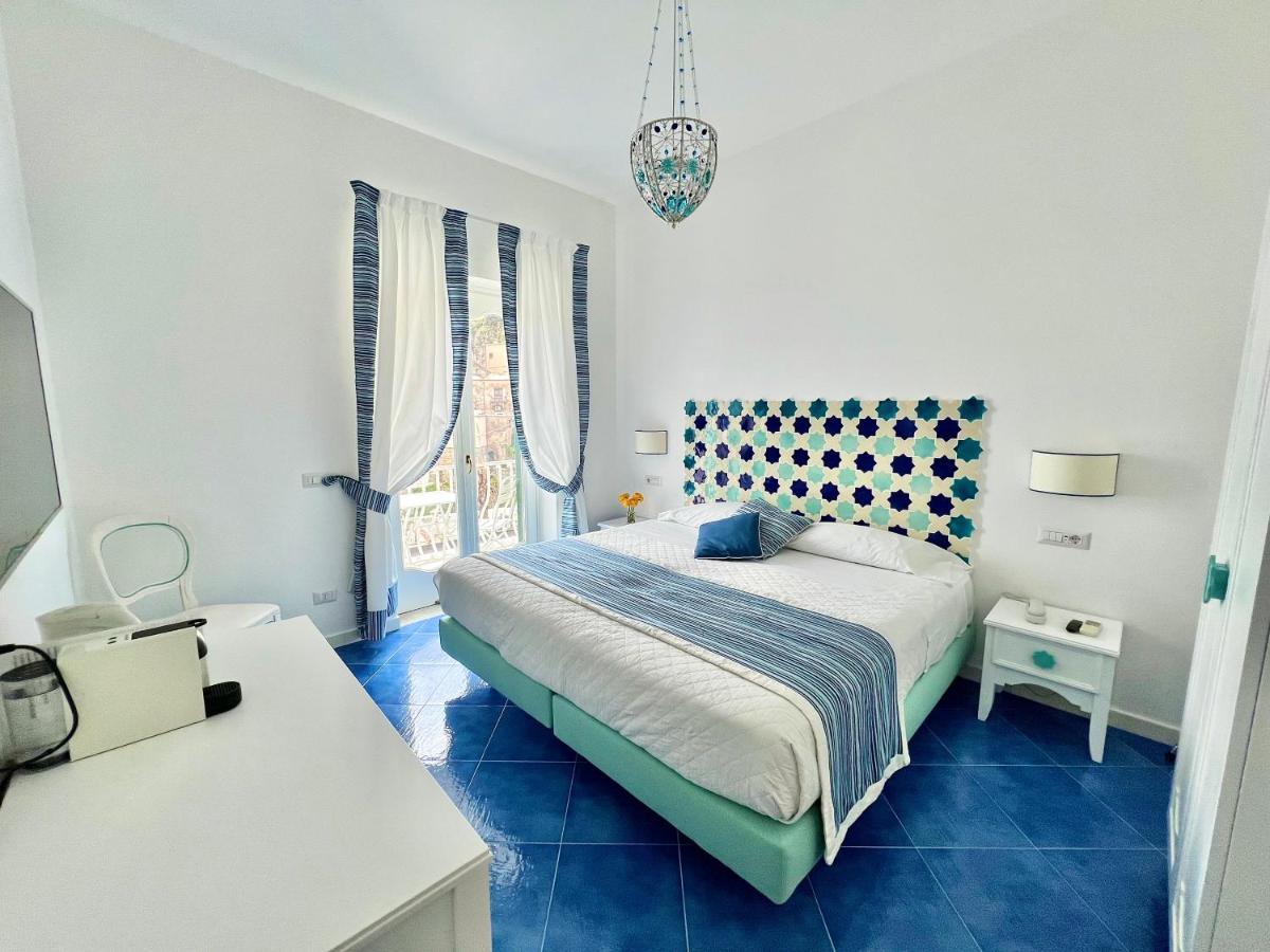 Double or Twin Room Balcony