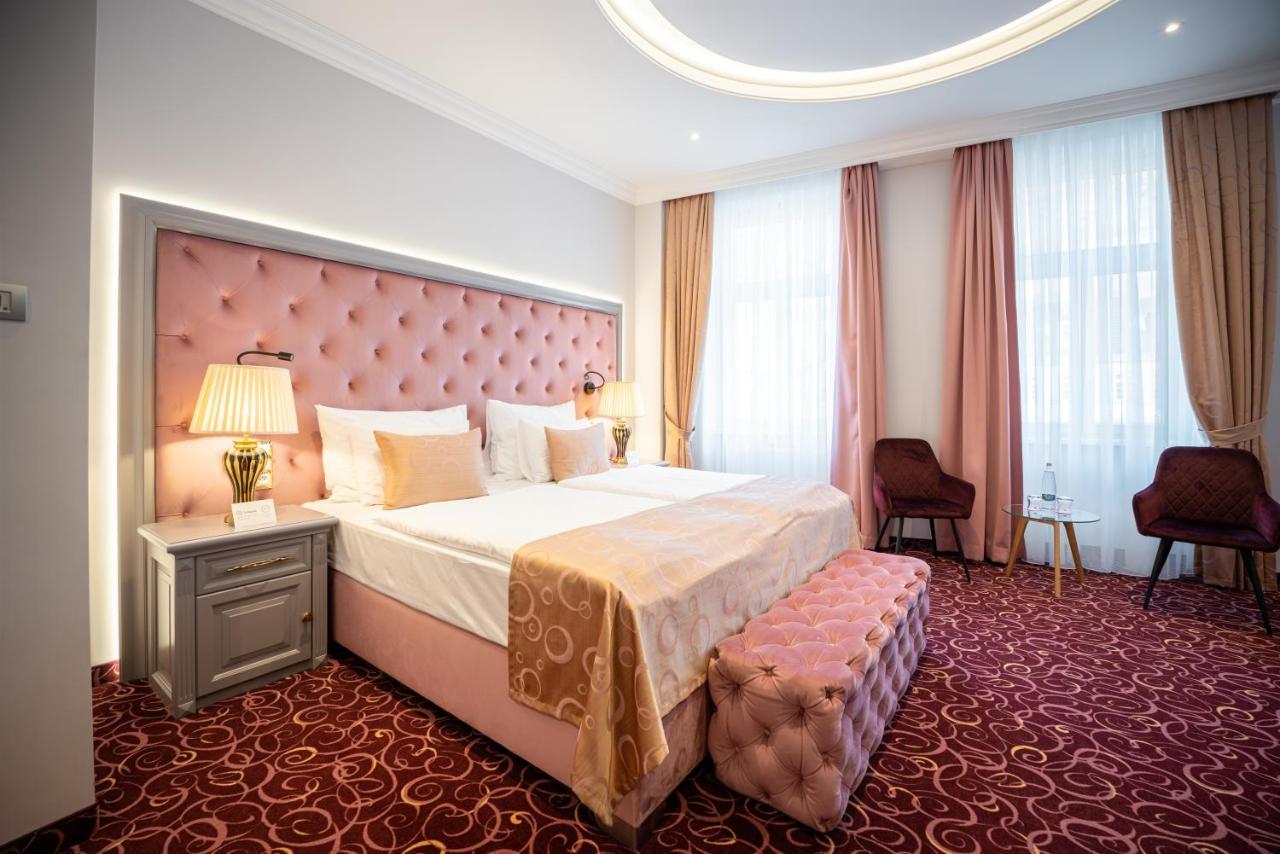 Deluxe Junior Suite