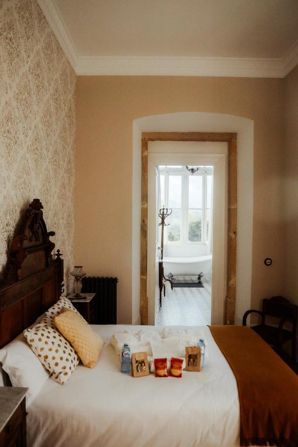Deluxe Double Room Bath