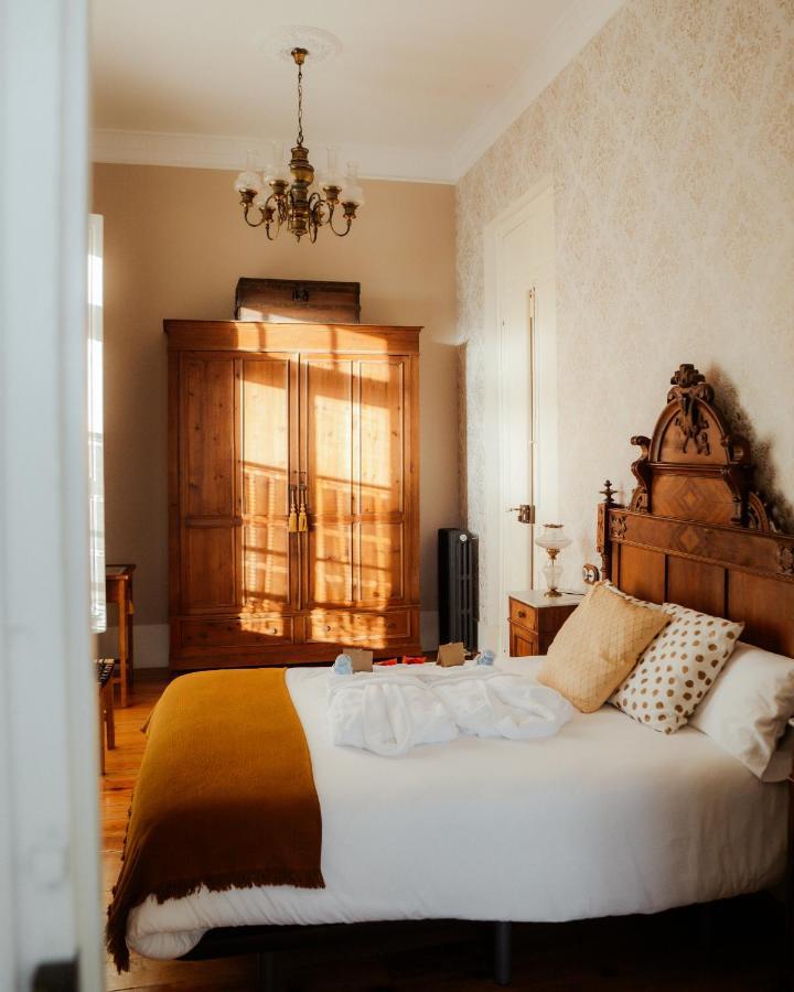 Deluxe Double Room Bath