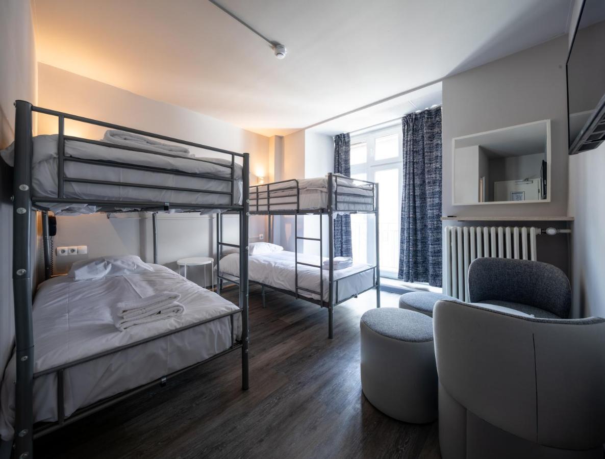 Quadruple Room with Shower,1400367242:JPEG