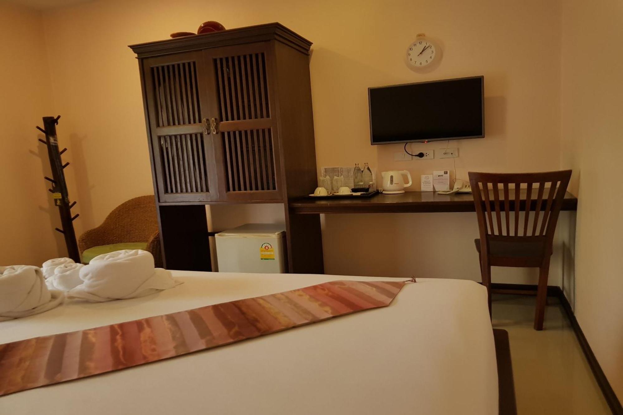 Double Room Private Bathroom