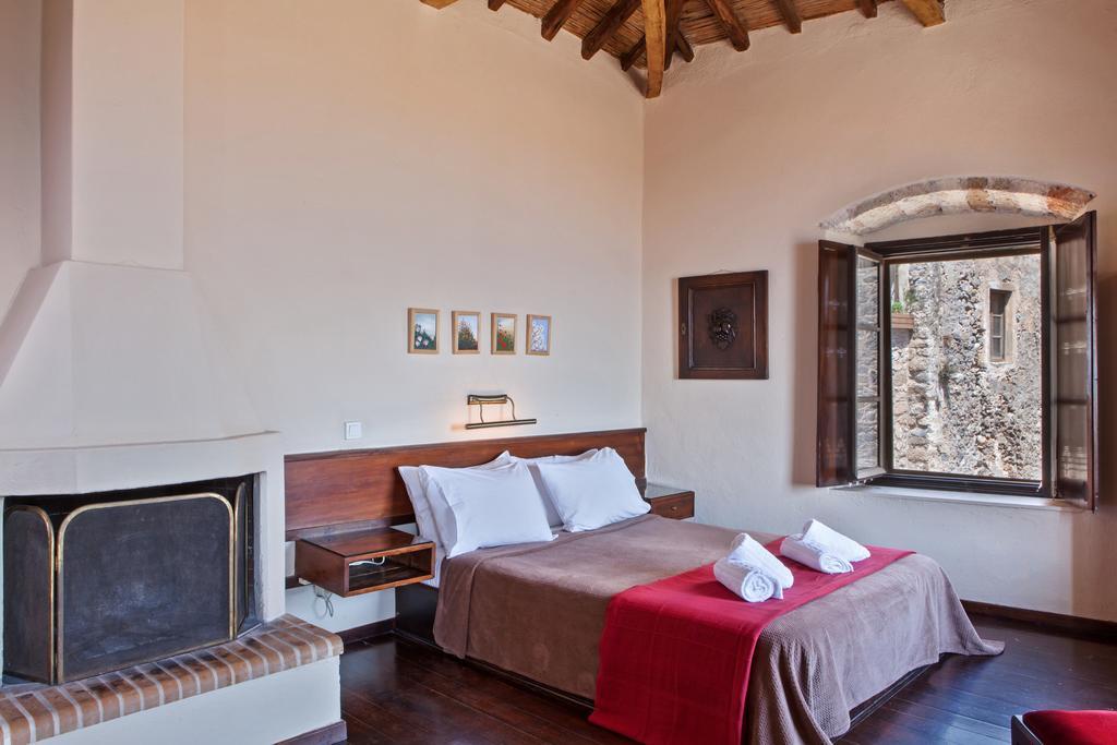 Superior Double Room with Balcony,146893481:JPEG