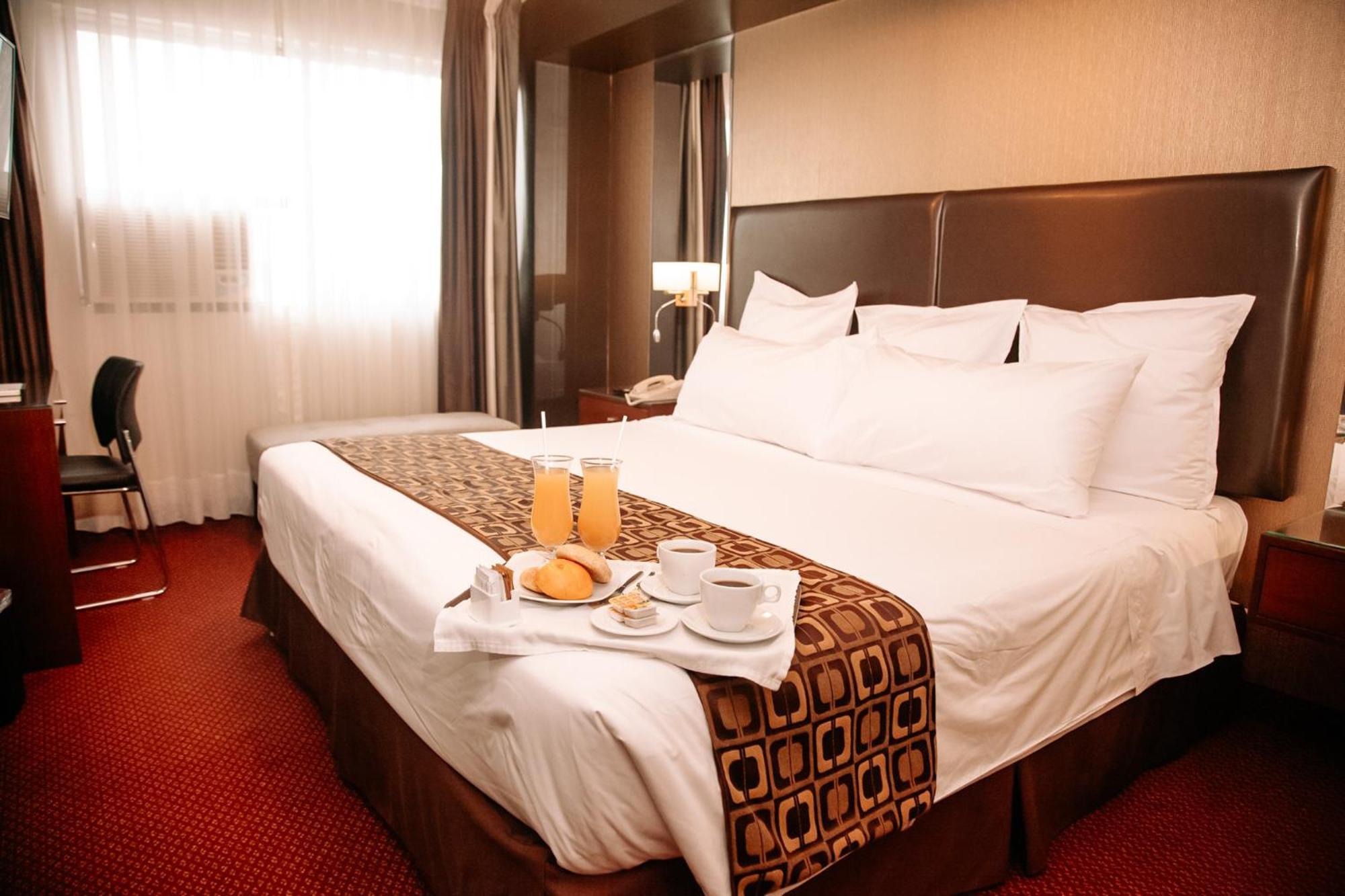 Superior Junior King Room