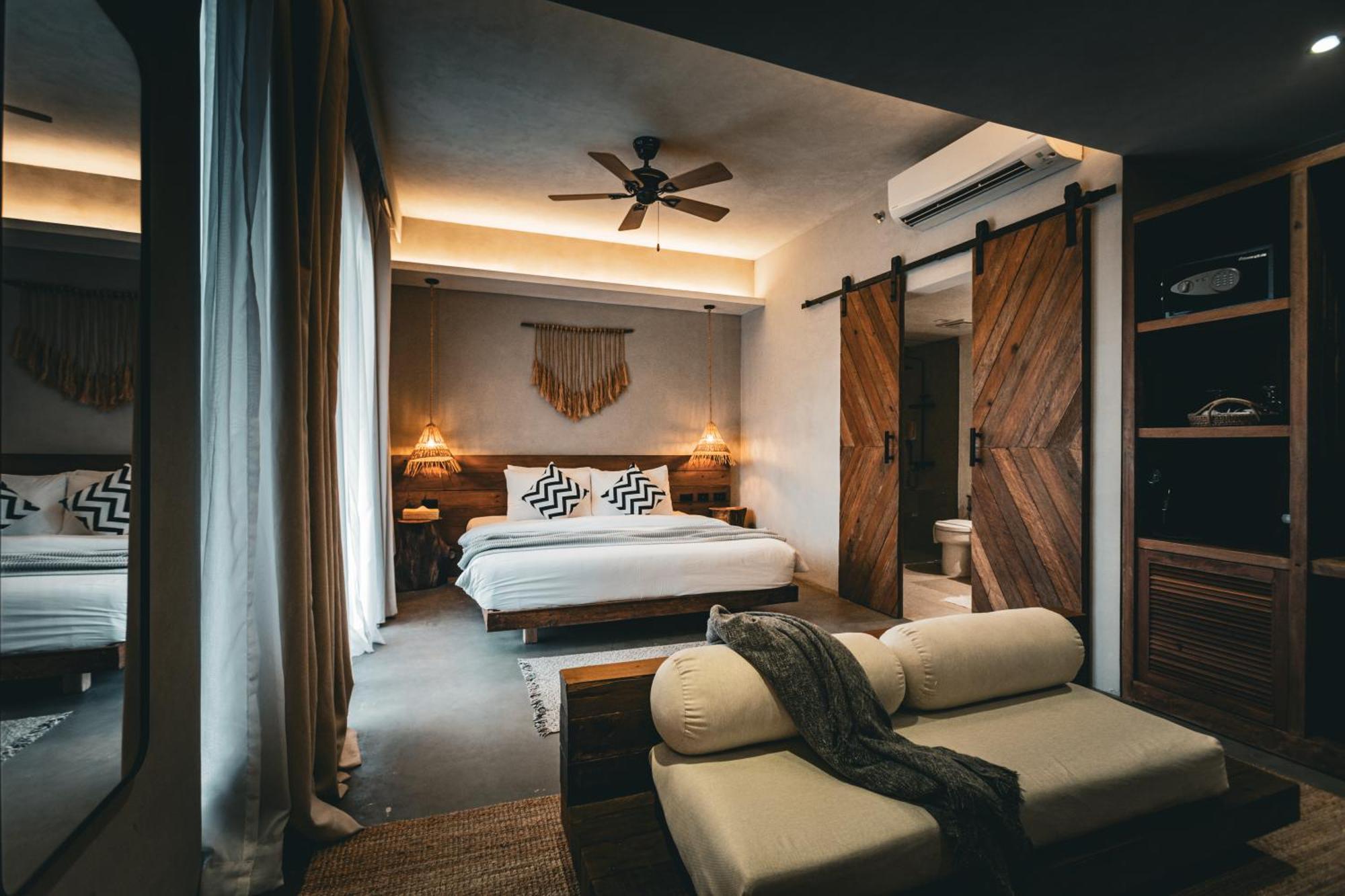 Suite Balcony