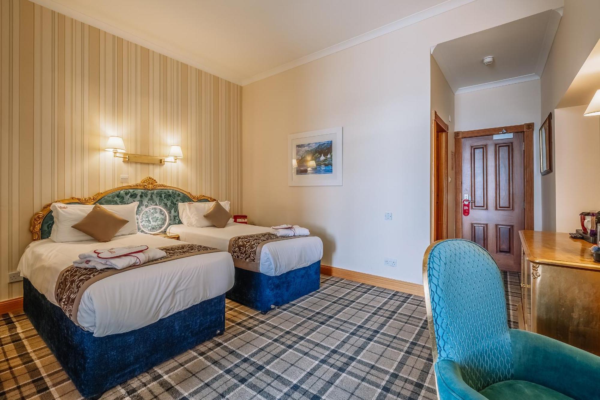 Twin Suite