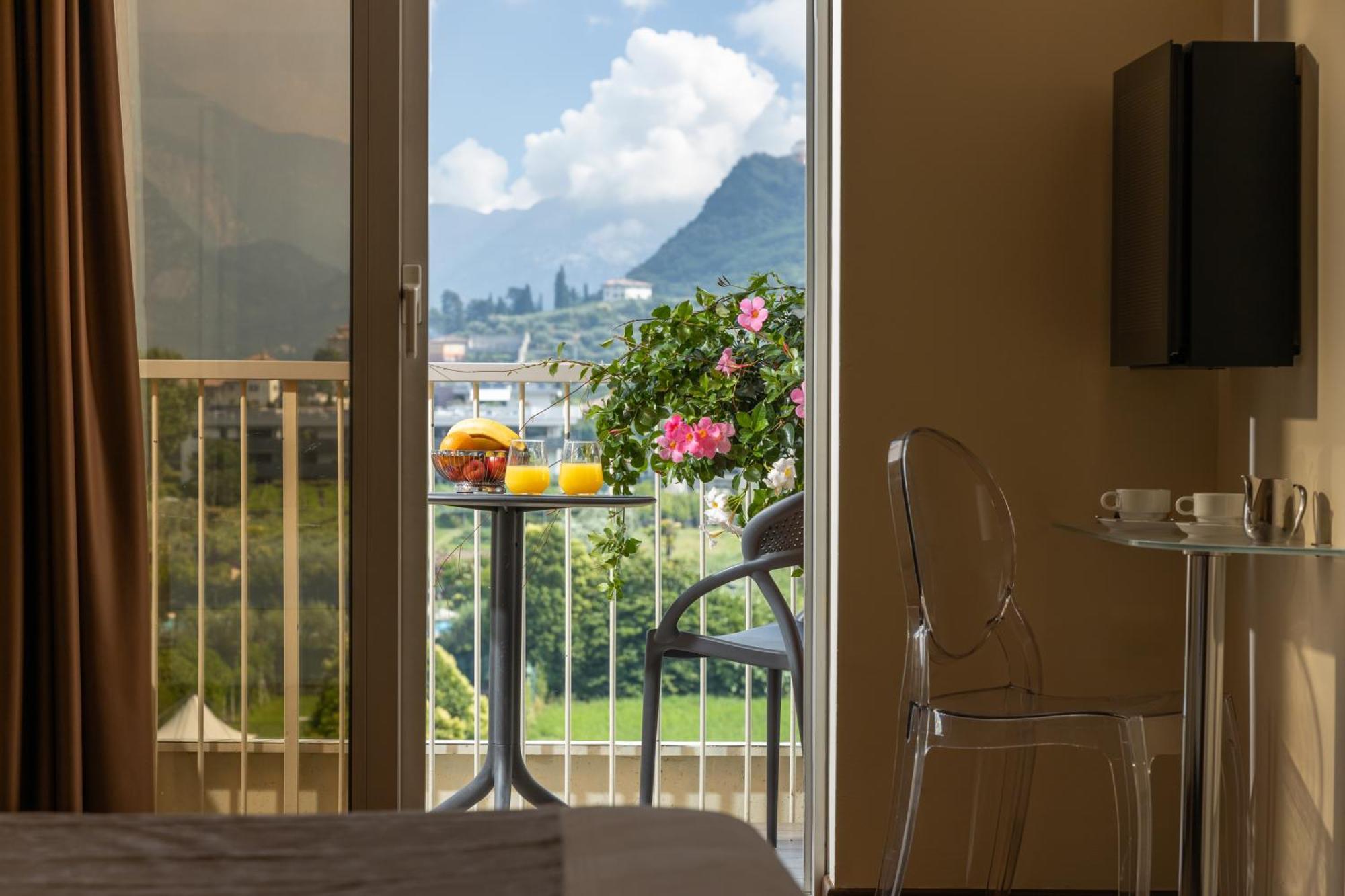 Standard Triple Room with Balcony,1624316951:JPEG