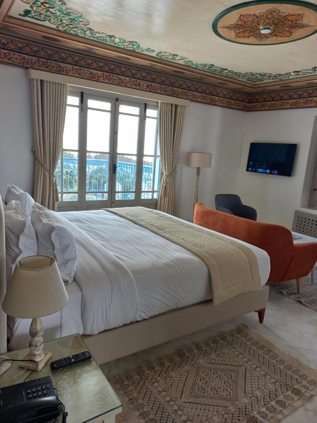 Habitación Doble Deluxe con balcón y vistas al mar