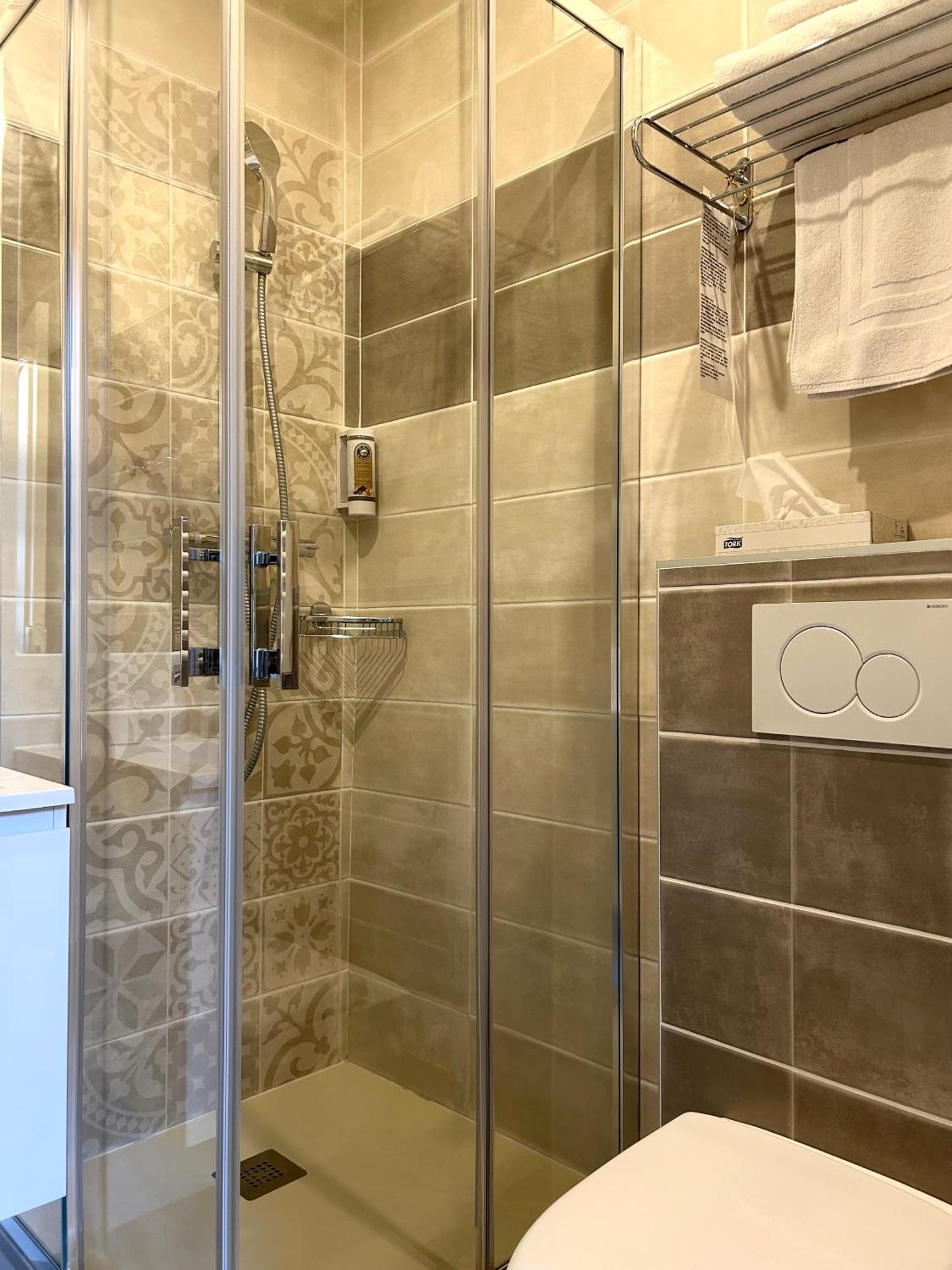 Comfort Single Room