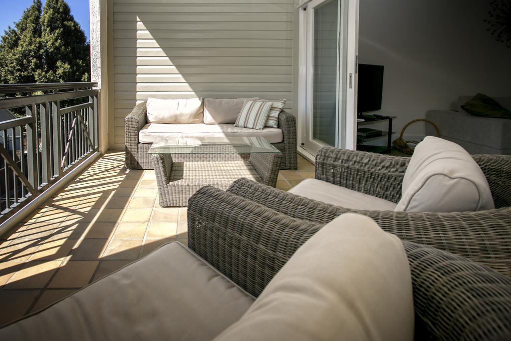 Deluxe Two-Bedroom Apartment