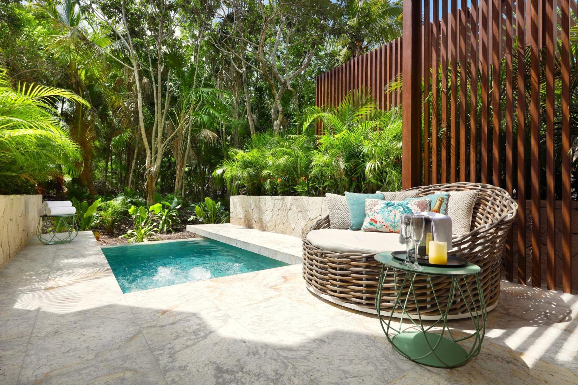 Junior Suite Private Pool