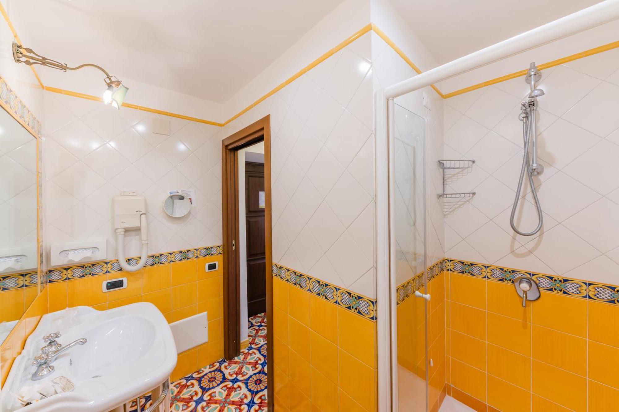 Comfort Double or Twin Room