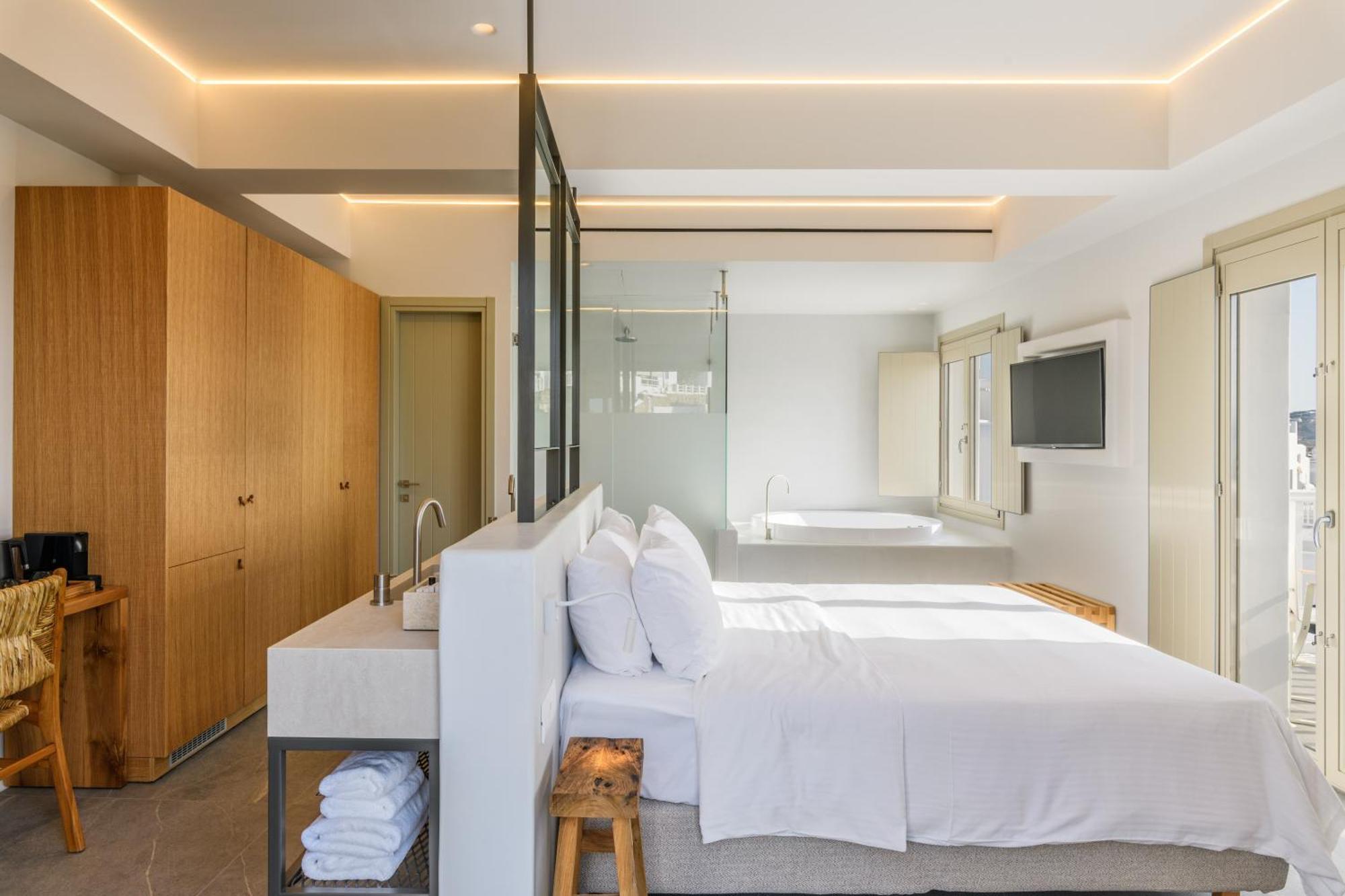 Master Suite with Sea View,1589134895:JPEG