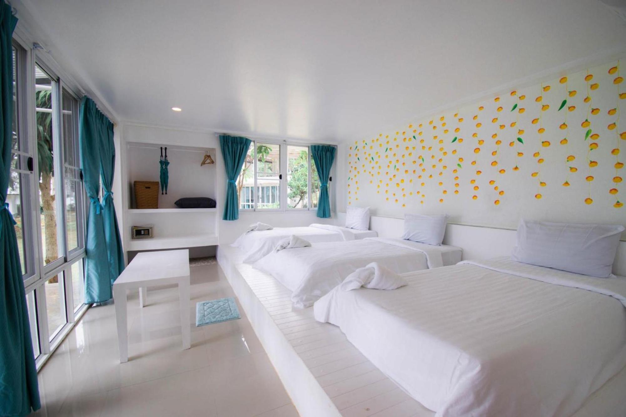 Deluxe Family Bungalow Beach Front