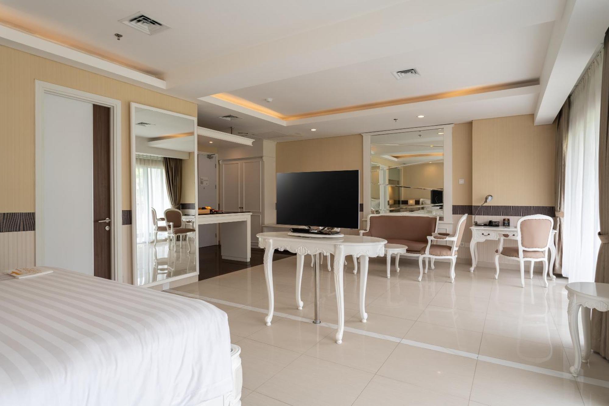 Executive Suite