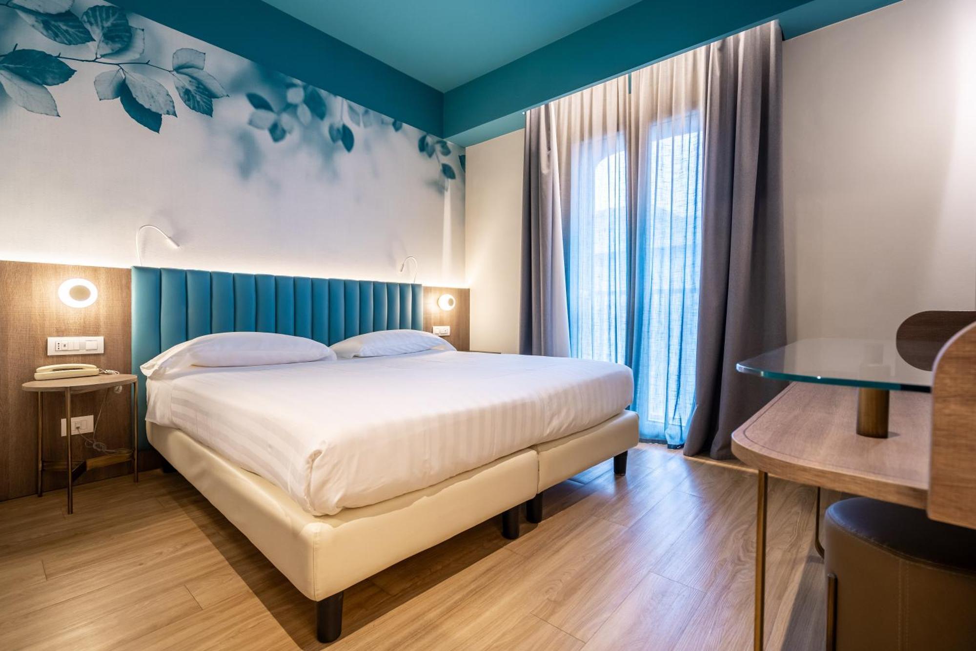 Standard Double or Twin Room,1589555869:JPEG