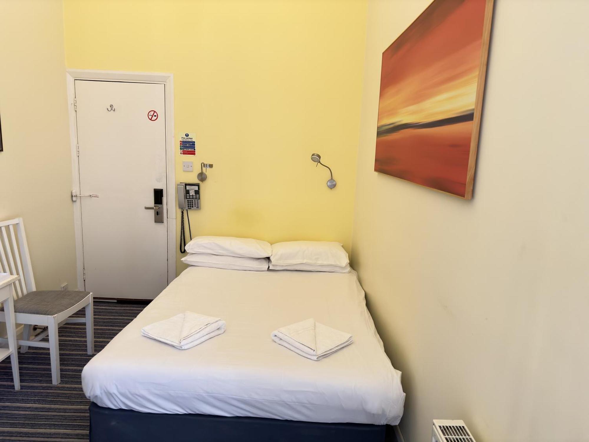 Double Room with Shared Bathroom