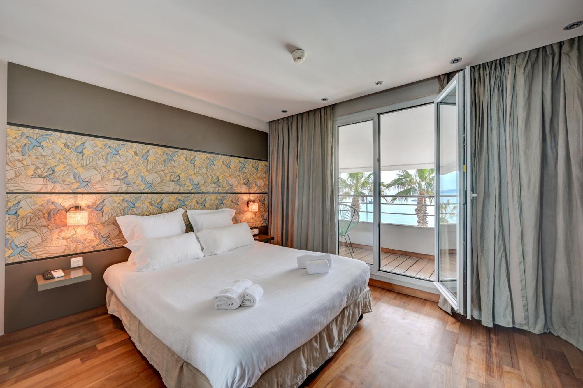 Premium Double Room Sea View,1591504732:JPEG