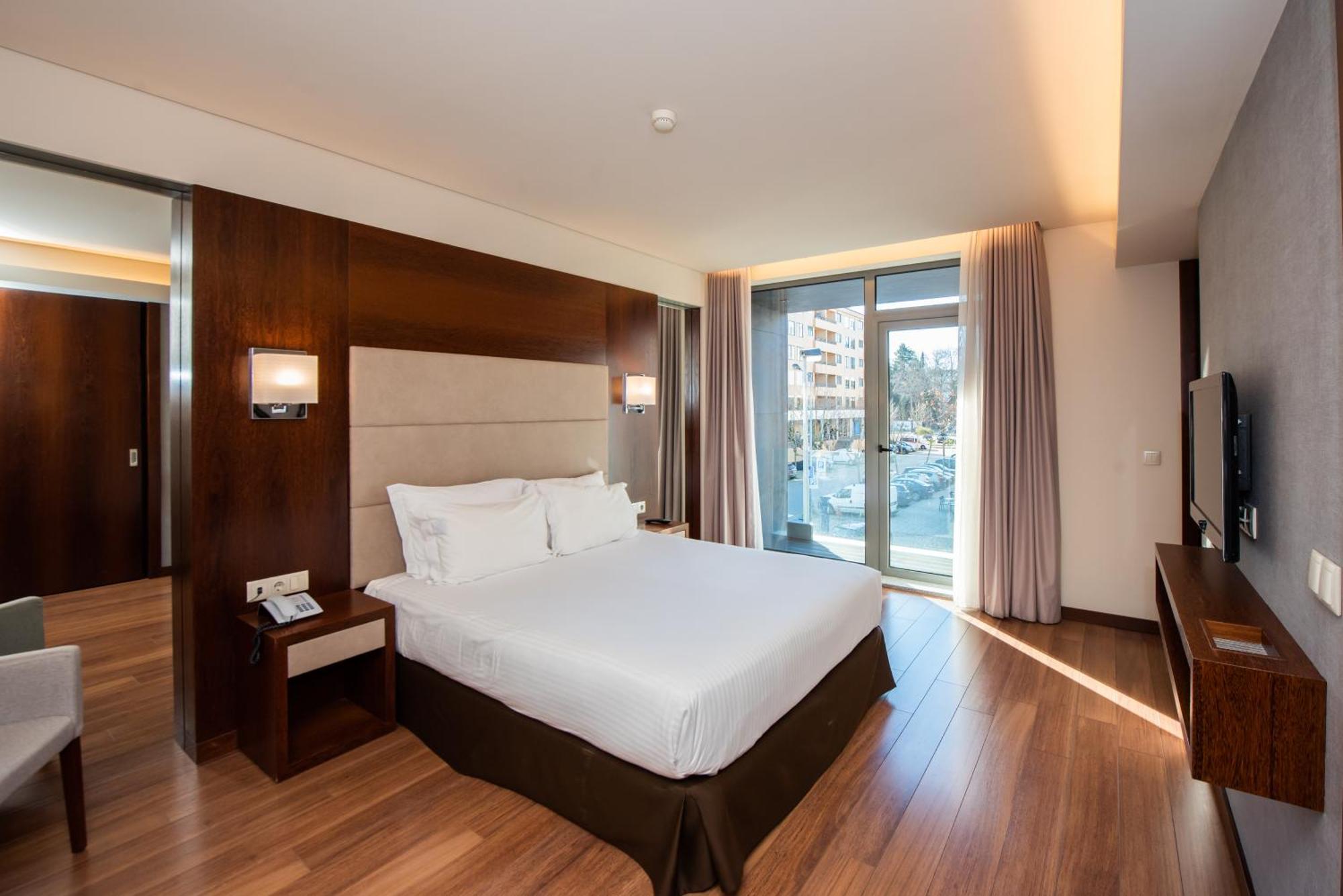 Double or Twin Room with Balcony,1274390923:JPEG
