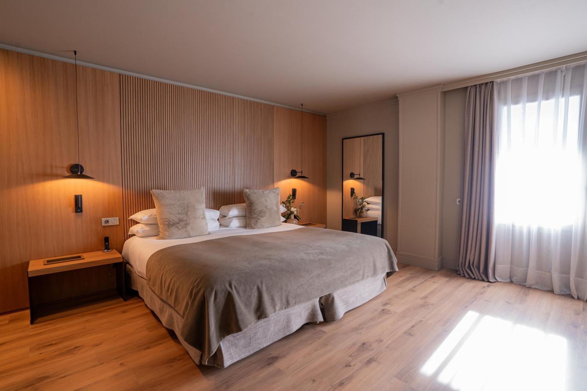 Deluxe Double Room Balcony