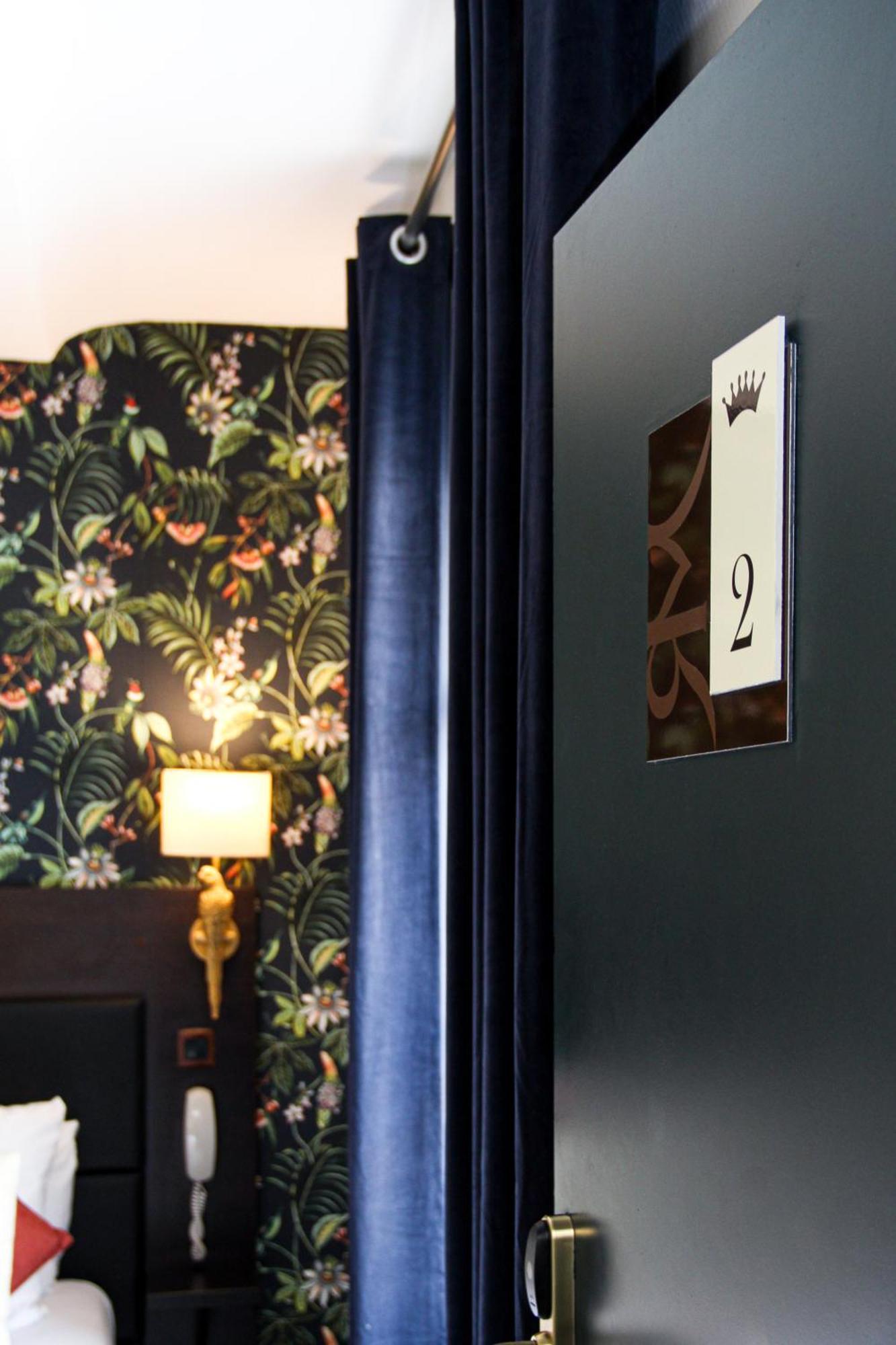 Double Room,1602329901:JPEG
